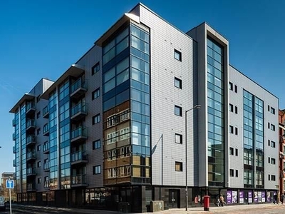 Flat to rent in Hamilton House, Pall Mall, Liverpool L3