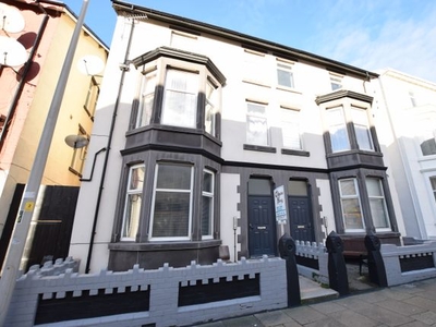 Flat to rent in Havelock Street, Blackpool FY1