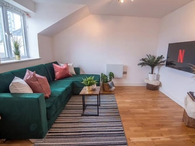 Flat to rent in Hermitage Close, London SE2