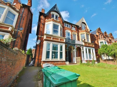 Flat to rent in Mansfield Road, Nottingham, Nottinghamshire NG5