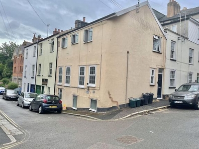 Flat to rent in Pavillion Place, Exeter, Devon EX2
