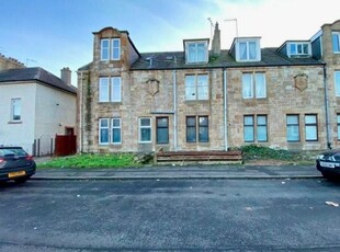 Flat to rent in Roxburgh Street, Grangemouth FK3