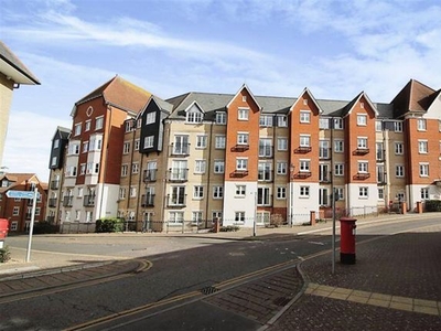 Flat to rent in Salter Court, St. Marys Fields, Colchester, Essex CO3
