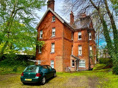 Flat to rent in Stephen Gould House, Southampton Street, Farnborough GU14