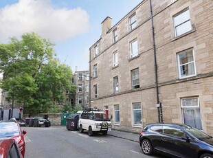 Flat to rent in Tarvit Street, Edinburgh EH3