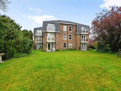 Flat to rent in Victoria Court, Andover SP10