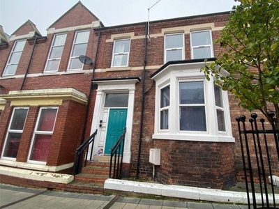 Flat to rent in Victoria Road, Darlington, Durham DL1