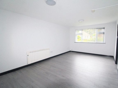 Flat to rent in Westmaner Court, Hall Drive, Chilwell, Nottingham NG9