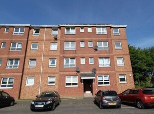 Flat to rent in Whitecrook Street, Clydebank G81