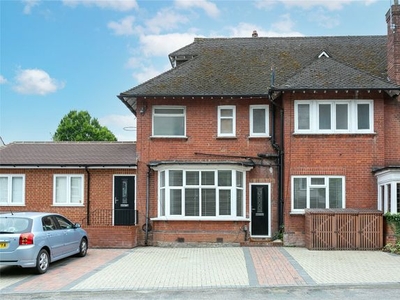 Maisonette to rent in Flat 3 37 Langley Road, Watford, Herts WD17