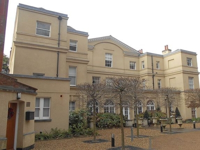 Penthouse to rent in Moor Park House Way, Farnham GU10