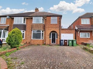 Property for sale in Old Lode Lane, Solihull B92