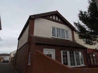 Property to rent in Manor Road, Doncaster DN6