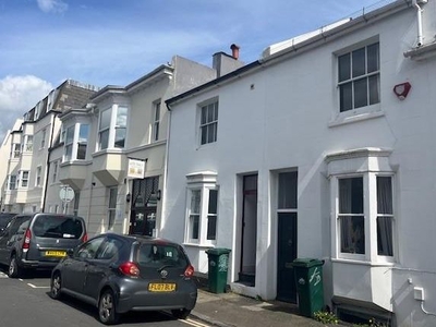Property to rent in Park Crescent Place, Brighton BN2