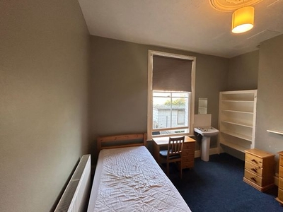 Room to rent in Bateman Street, Cambridge CB2