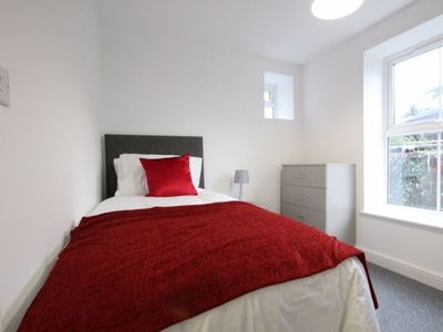 Room to rent in Belgrave Road, Gloucester GL1