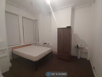 Room to rent in Hawthorne Road, Bootle L20