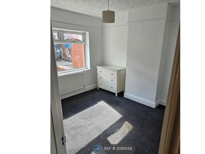 Room to rent in High Street, Hanham, Bristol BS15
