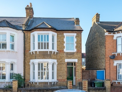 Semi-detached House for sale - Knighton Park Road, London, SE26