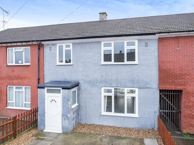 Semi-detached House for sale - Ravensbury Road, Orpington, BR5