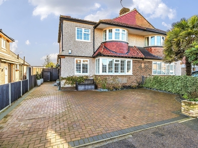Semi-detached House for sale - Ridgeway Crescent, Orpington, BR6