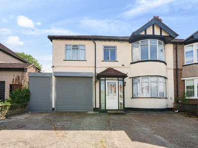 Semi-detached House for sale - Sidcup Road, London, SE9