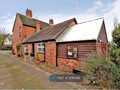 Semi-detached house to rent in Crown East Lane, Worcester WR2