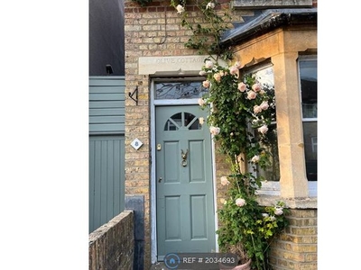 Semi-detached house to rent in Ferry Road, Oxford OX3