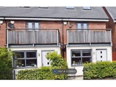 Semi-detached house to rent in Highmarsh Cresent, West Didsbury M20