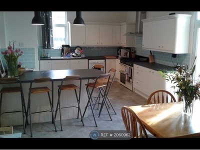 Semi-detached house to rent in Meadow Road, Nottingham NG9