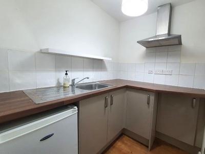 Studio to rent in 1 Glenthorne House, Town Centre DN1