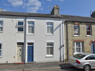 Terraced house for sale in Madras Road, Cambridge CB1