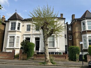 Terraced house for sale in Osbaldeston Road, London N16