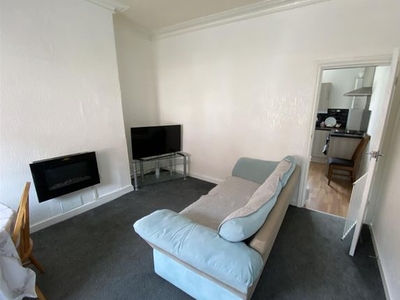 Terraced house to rent in Cross Street, Blackpool FY1