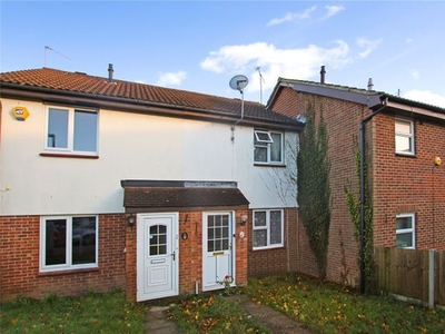 Terraced house to rent in Gainsborough Drive, Houghton Regis, Dunstable, Bedfordshire LU5