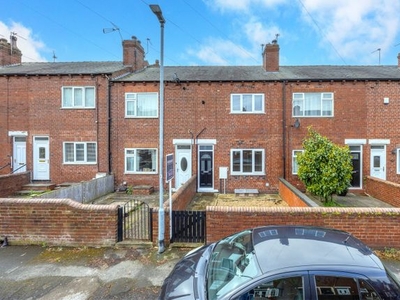 Terraced house to rent in Gladstone Street, Normanton WF6