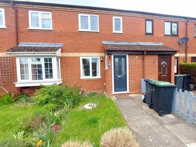 Terraced house to rent in Grange Drive, Stotfold, Hitchin SG5