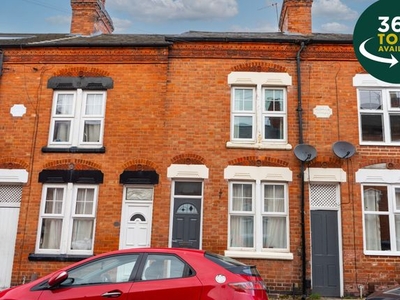 Terraced house to rent in Montague Road, Clarendon Park, Leicester LE2