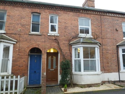 Terraced house to rent in Newland Place, Banbury, Oxon OX16