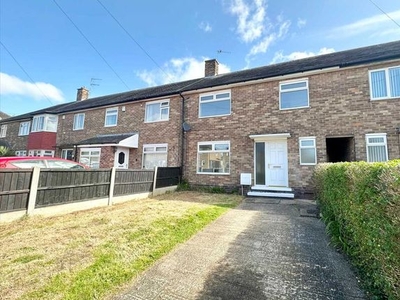 Terraced house to rent in Peacock Crescent, Clifton, Nottingham NG11