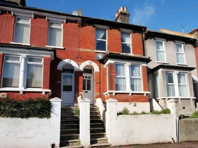 Terraced house to rent in Rochester Street, Chatham ME4