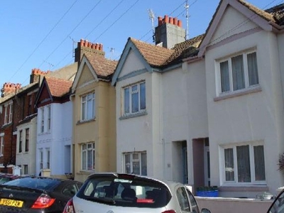 Terraced house to rent in Sussex Terrace, Brighton BN2