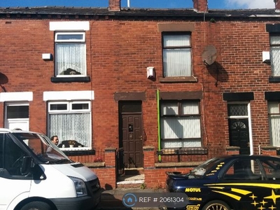 Terraced house to rent in Thorne Street, Bolton BL4