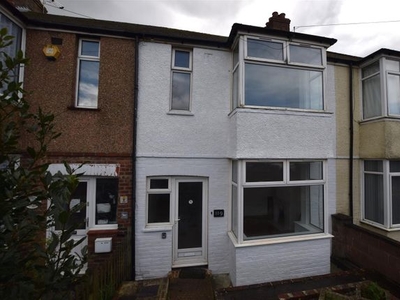 Terraced house to rent in Victoria Avenue, Hastings TN35