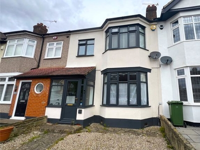 Terraced house to rent in Woodfield Drive, Gidea Park, Romford RM2