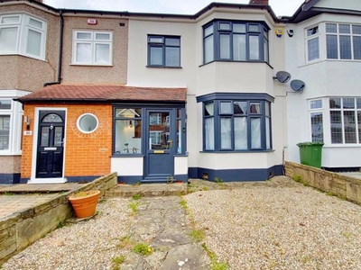 Terraced house to rent in Woodfield Drive, Romford RM2