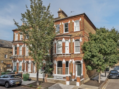 Town House for sale - Hemberton Road, London, SW9