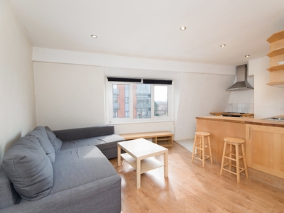 Upper Richmond Road, London, SW15 1 bedroom flat/apartment in London