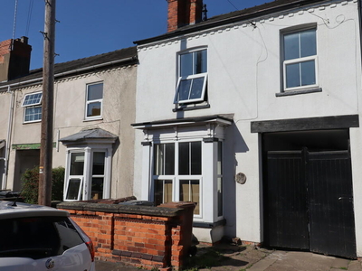 3 bedroom terraced house for sale in Newland Street West, Lincoln, LN1