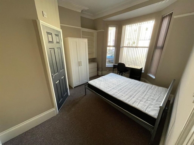 5 bedroom house share for rent in Vermont Street, Hull, HU5